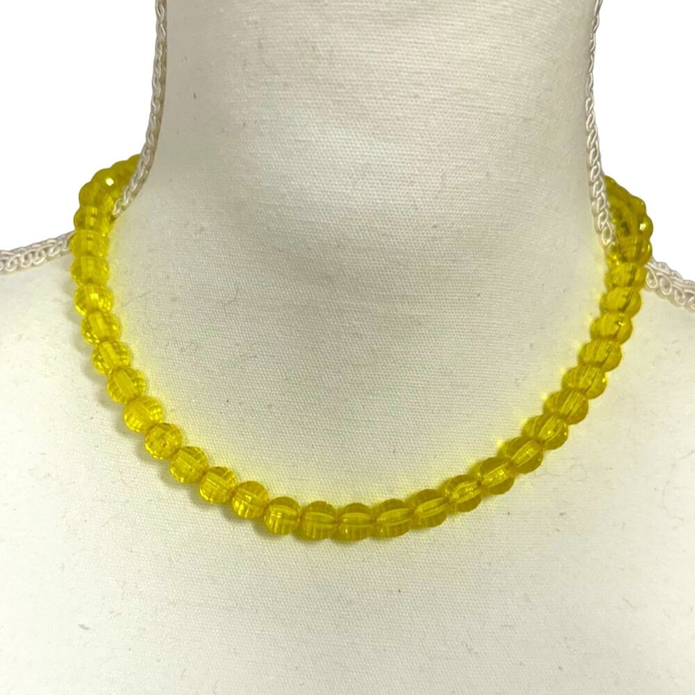 Vintage Yellow Fauceted Plastic Bead Necklace Stretch No Clasp